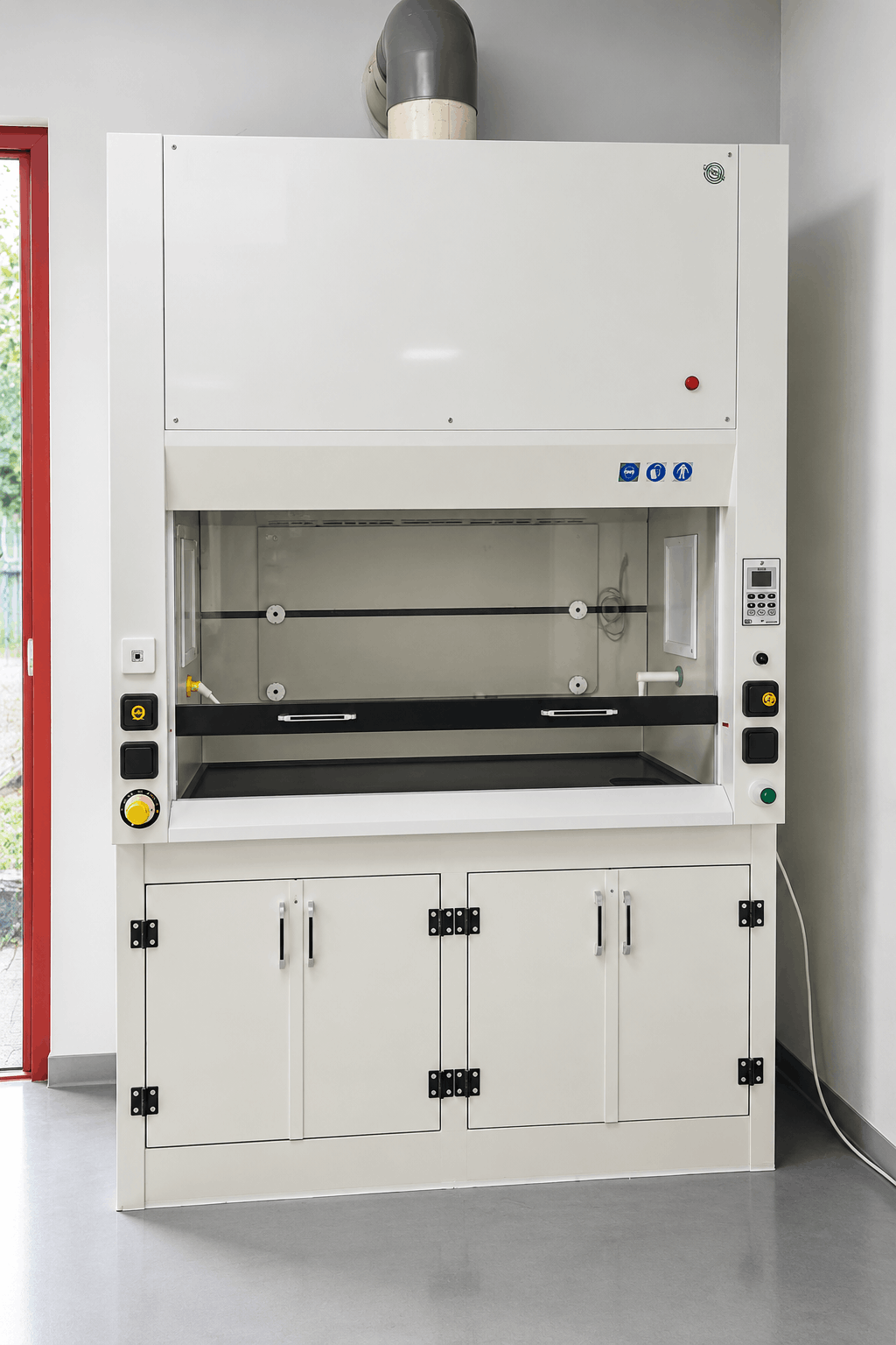 Fume Hood (Lemari Asam)