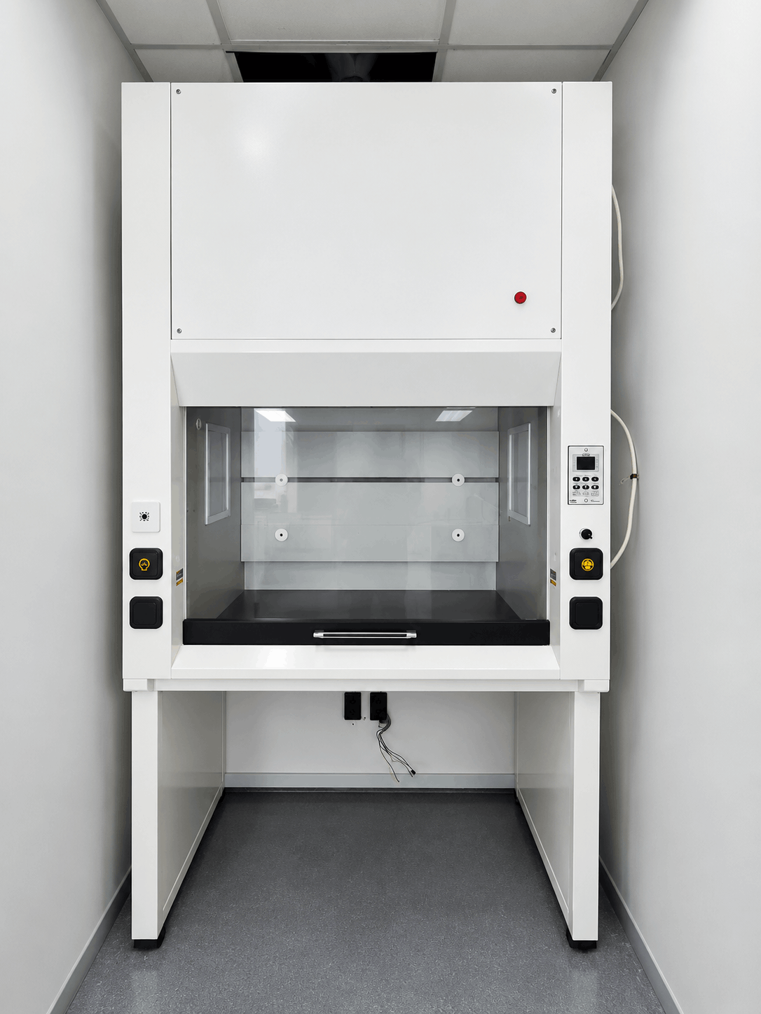 Implementasi solusi laboratorium